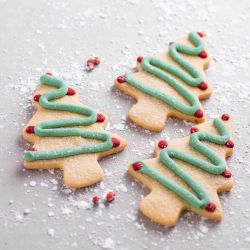 Christmas Tree Biscuits